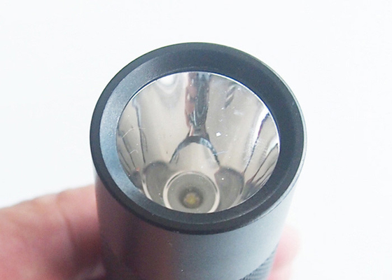 caving awal bebas Cree LED High Power Senter 5W Dengan Logam Clip
