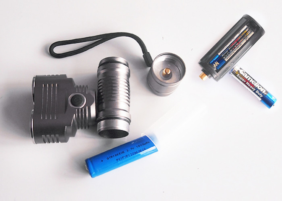 10W kejutan Super Bright - bukti yang dapat diisi ulang rumah tangga dipimpin senter dengan Dua Beralih