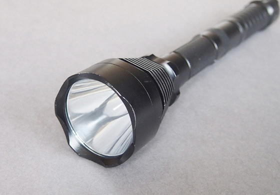 Tugas Berat Aluminium paduan Taktis LED Senter dengan Rechargeable Lithium Battery
